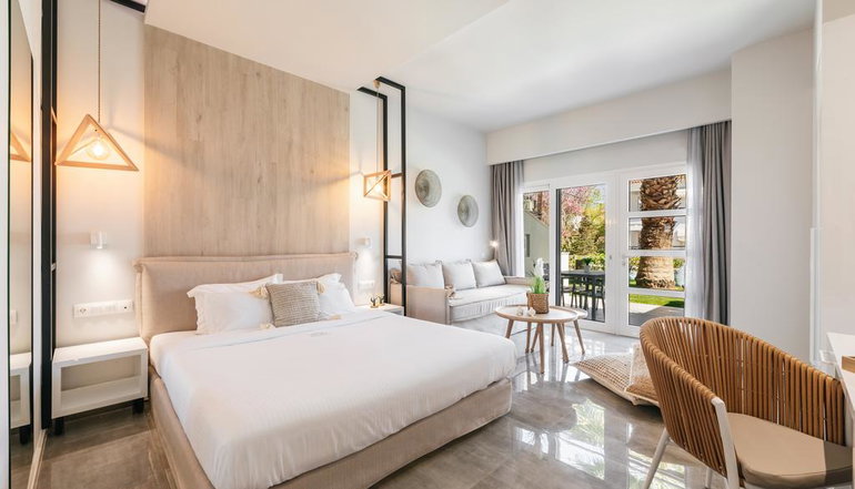 Minthi Boutique Apartments - Χανιώτη, Χαλκιδική