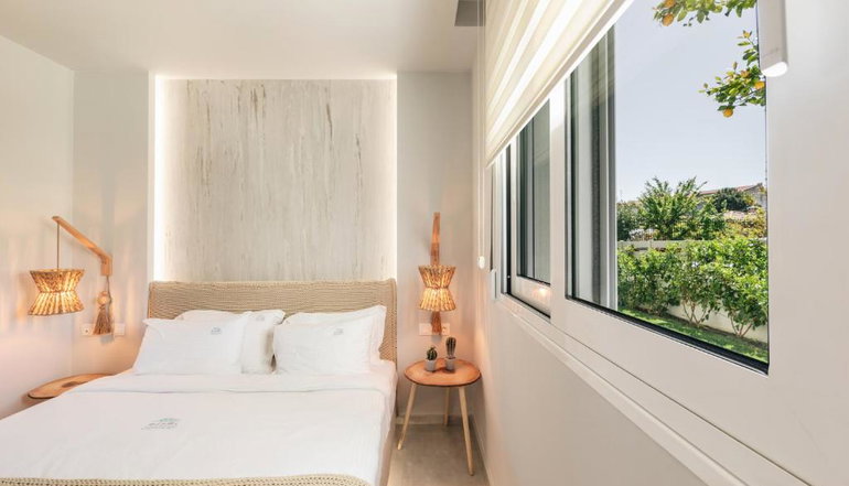Minthi Boutique Apartments - Χανιώτη, Χαλκιδική