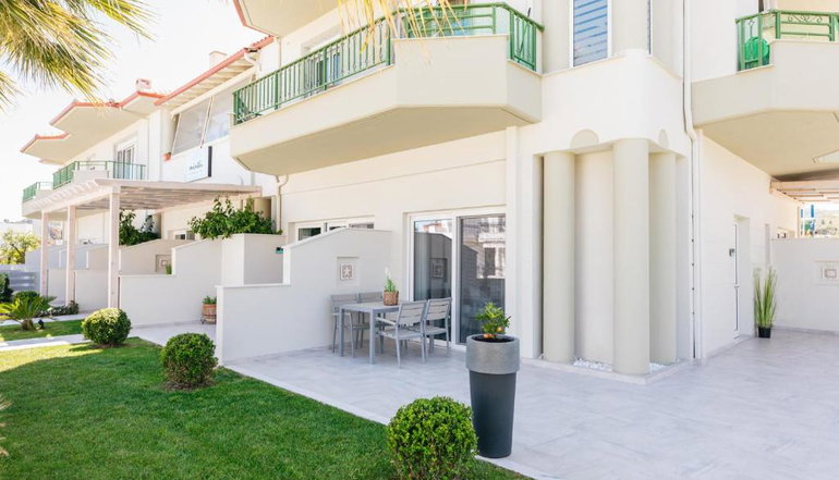 Minthi Boutique Apartments - Χανιώτη, Χαλκιδική