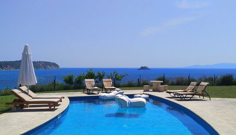 Monambeles Villas