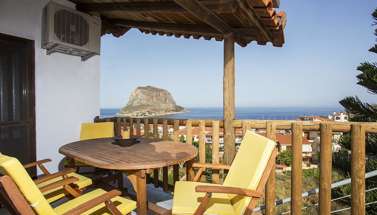Monemvasia Green Apartments - Μονεμβασιά