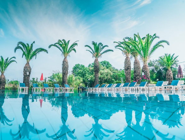 Morfeas Hotel