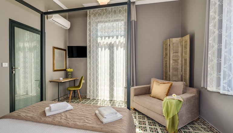 Mosaic Urban Rooms
