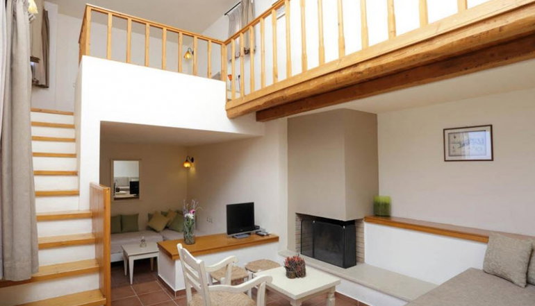 Mourtzanakis Residence