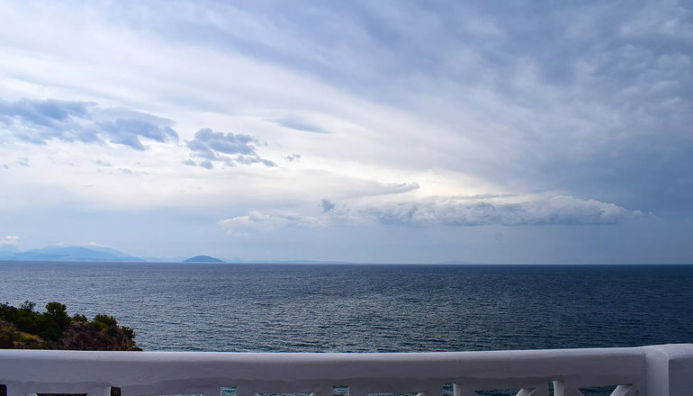 Muses SeaSide Villas