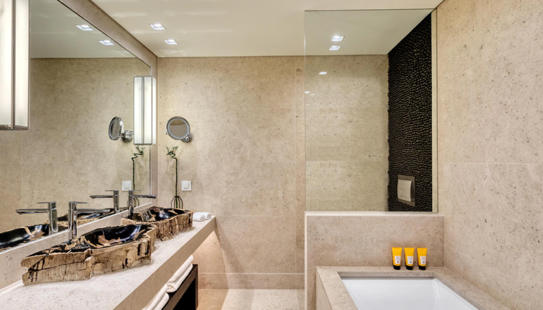 5* Santa Marina, a Luxury Collection Resort