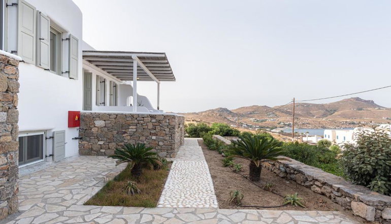 Mykonos Unique Villas by 2 Doors