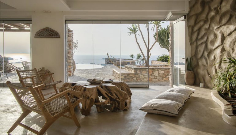 Mythic Exclusive Retreat Paros