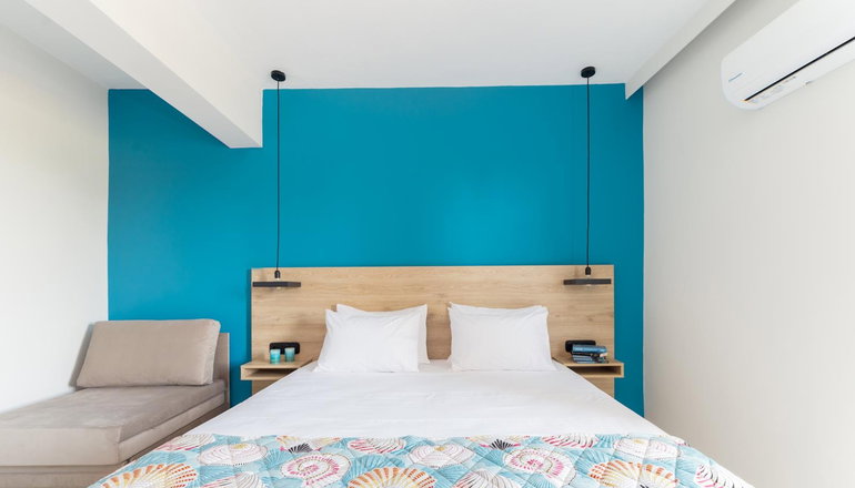 4* Mythic Summer Hotel
