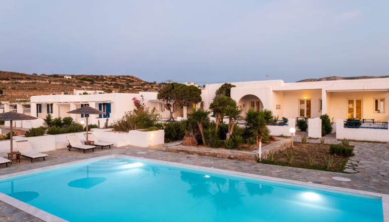 Naoussa Hotel
