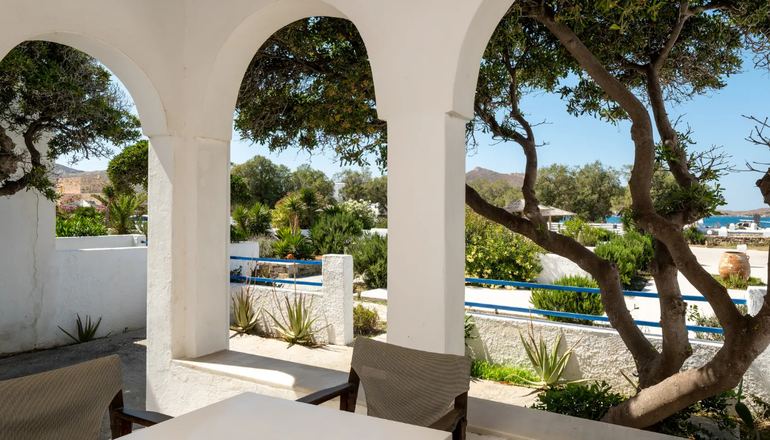Naoussa Hotel
