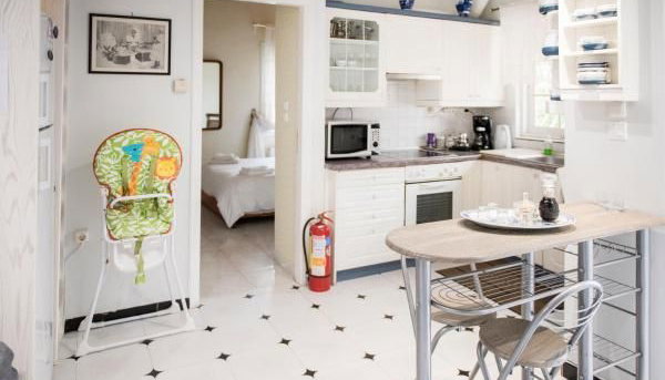 Natalie Apartments - Αρτέμιδα, Λούτσα