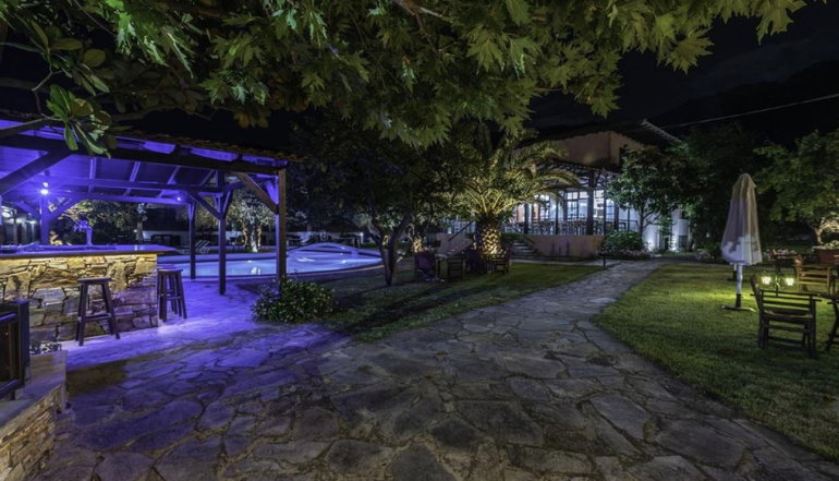 Natasa Hotel