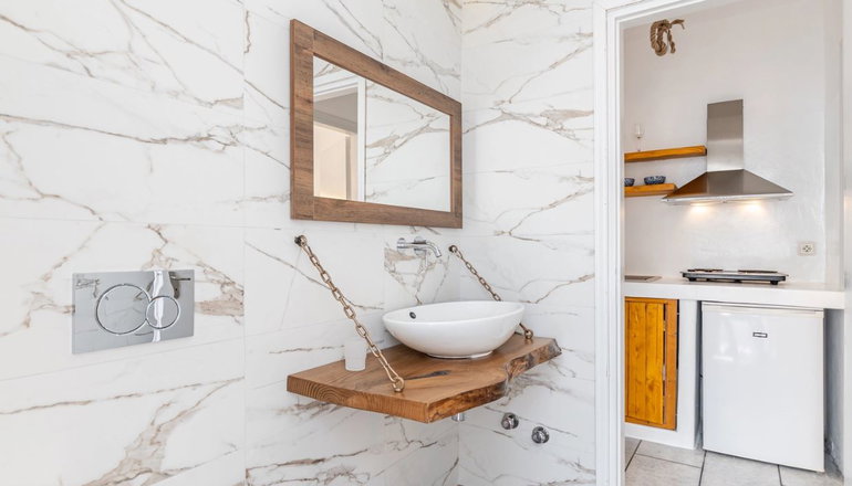 Naxian Serenity Suites