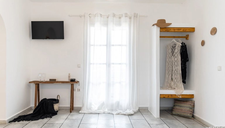 Naxian Serenity Suites