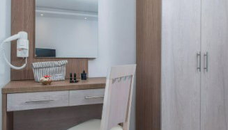 Naxos Holidays Hotel - Νάξος