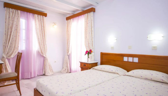 Naxos Holidays Hotel - Νάξος