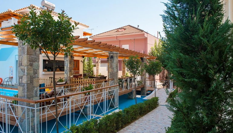 Neda Hotel