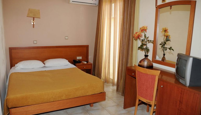 Neda Hotel