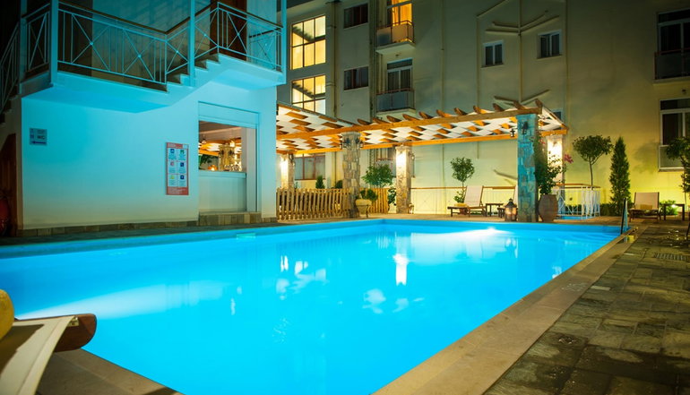 Neda Hotel
