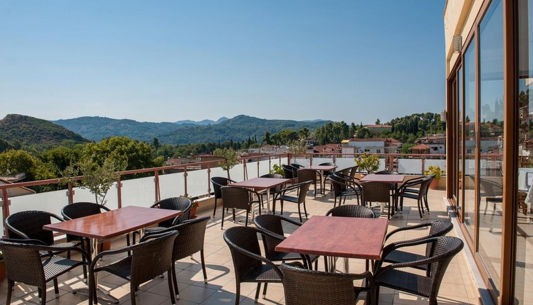 Neda Hotel