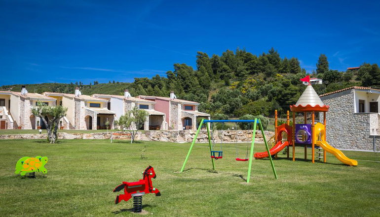 Nefeli Villas & Suites