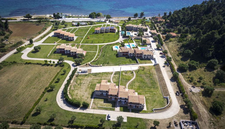 Nefeli Villas & Suites