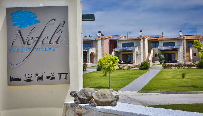 Nefeli Villas & Suites