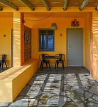 Rooster Guesthouse