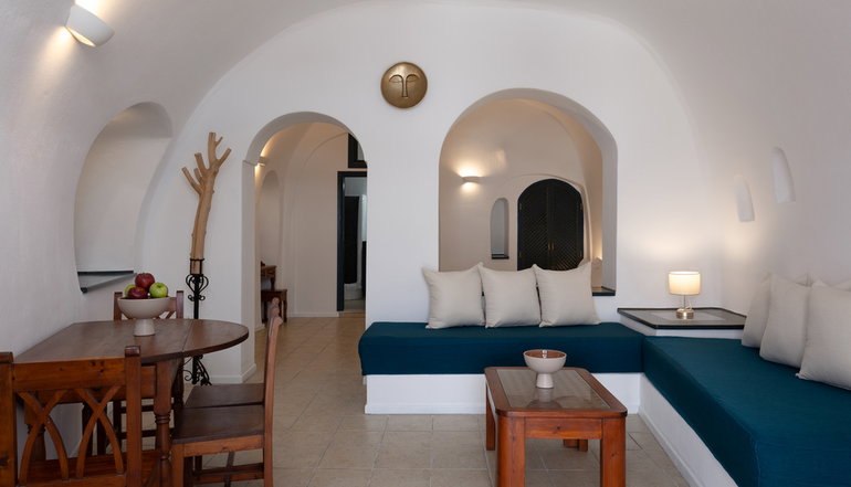 Nevma Suites