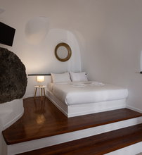 Nevma Suites