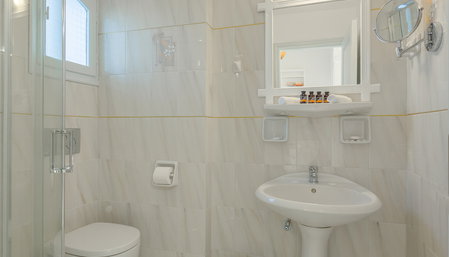 Nevma Suites