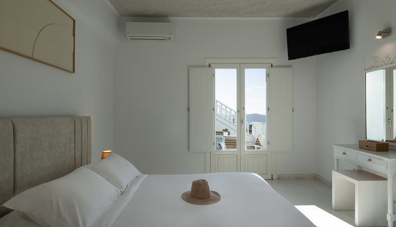 Nevma Suites