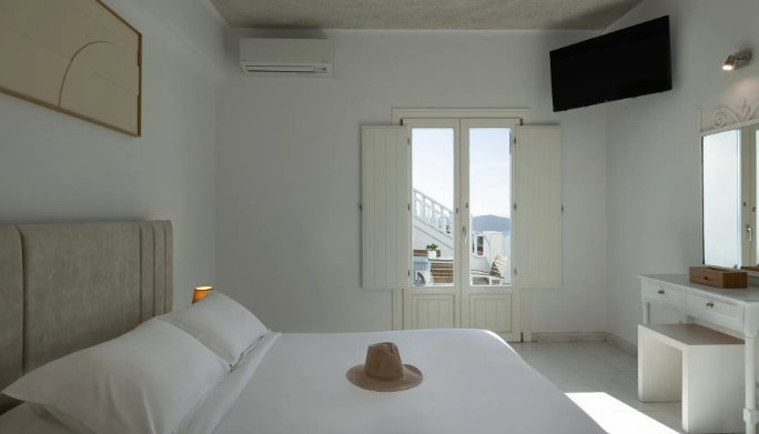 Nevma Suites - Φηροστεφάνι, Σαντορίνη