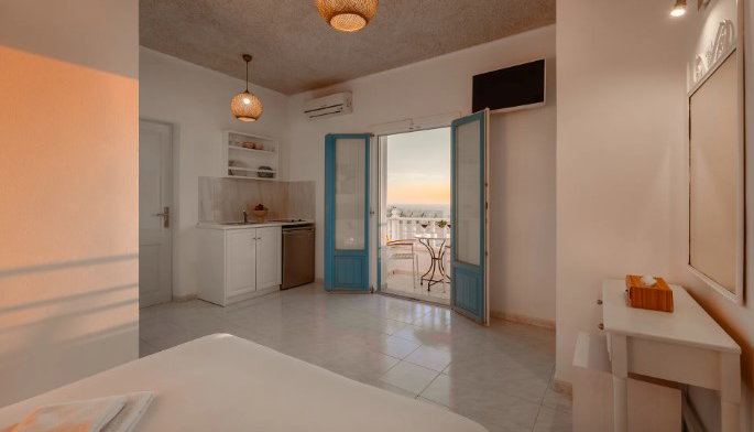 Nevma Suites - Φηροστεφάνι, Σαντορίνη