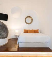 Nevma Suites - Φηροστεφάνι, Σαντορίνη