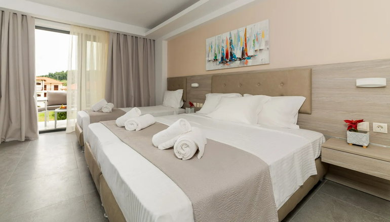 New Story Luxury Suites