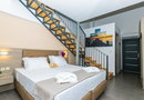 New Story Luxury Suites