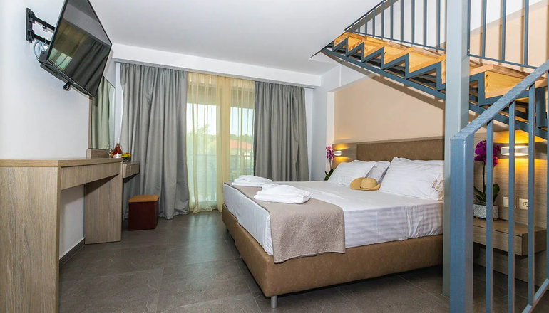 New Story Luxury Suites