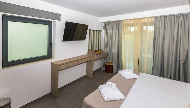 New Story Luxury Suites