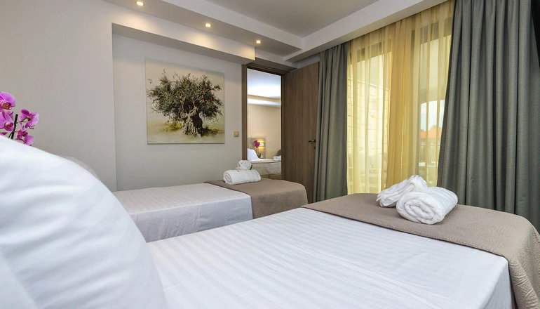 New Story Luxury Suites