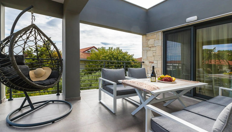 New Story Luxury Suites