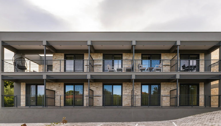 New Story Luxury Suites