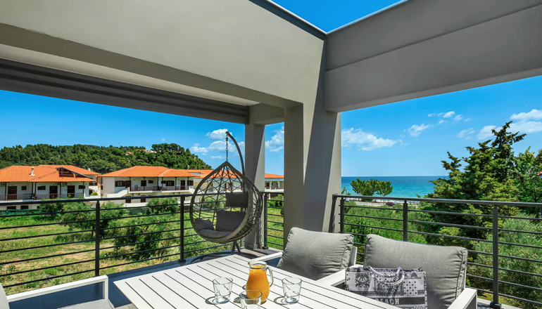New Story Luxury Suites