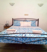 Nikos Rooms