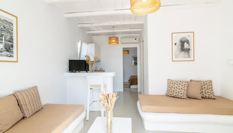 Ninemia Suites Tinos & Open air Spa