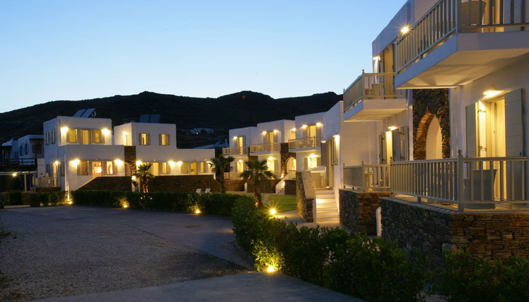 Ninemia Suites Tinos & Open air Spa