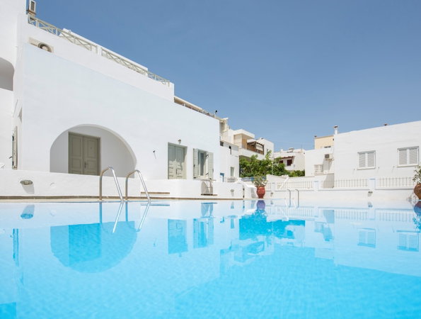 4* Nissos Thira Hotel