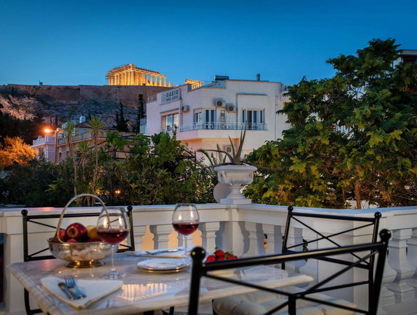 Noble Suites - Αθήνα