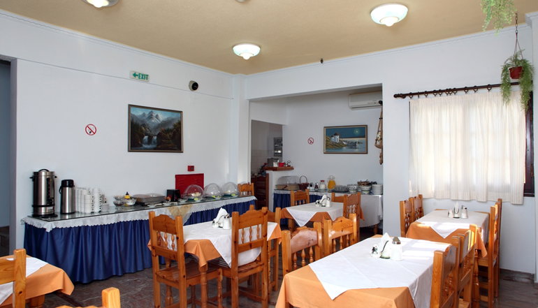 Nostos Hotel